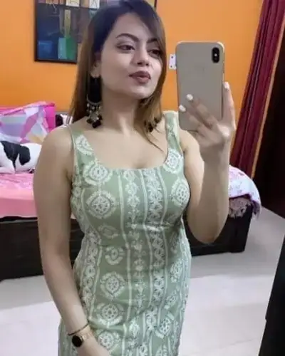 Call Girl in Meerganj